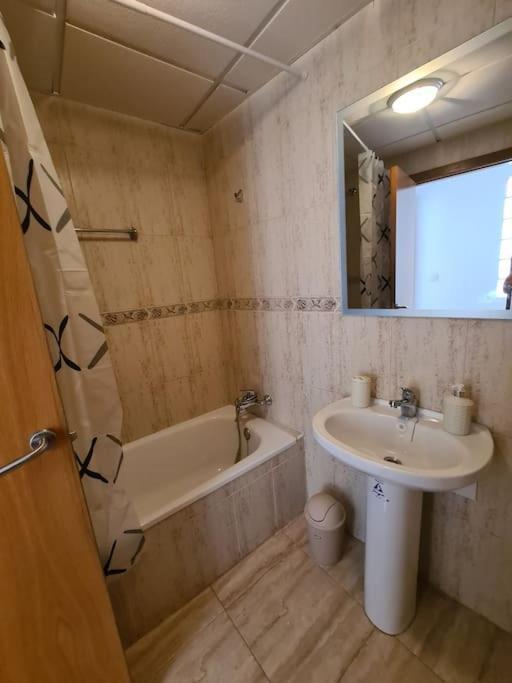Beautiful Apartment With Patio Torrevieja Zewnętrze zdjęcie